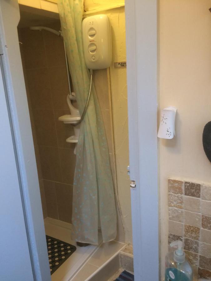ברמאות' Bwthyn Bach Fishermans Cottage מראה חיצוני תמונה